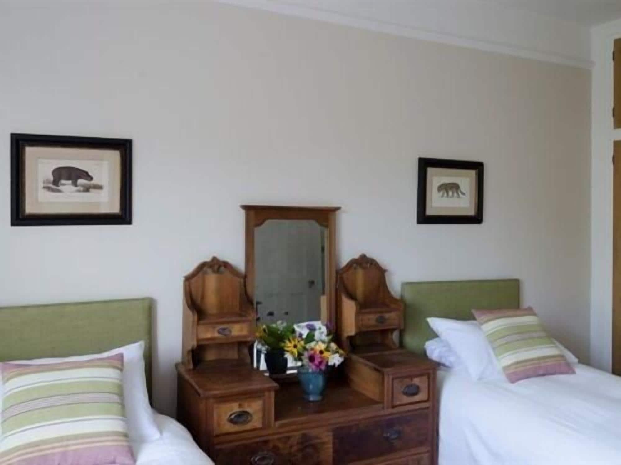 Bed and Breakfast The Lions Newark upon Trent Exterior foto
